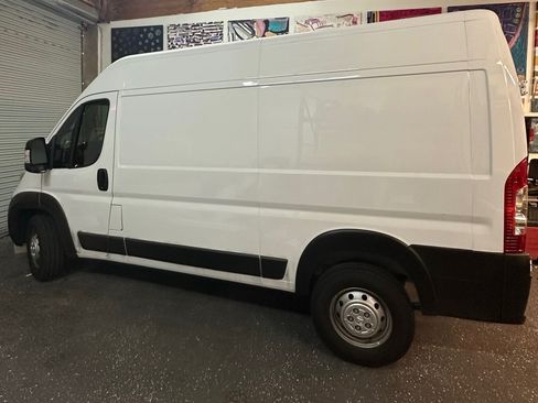 Used 2023 RAM ProMaster 1500 FWD image 6