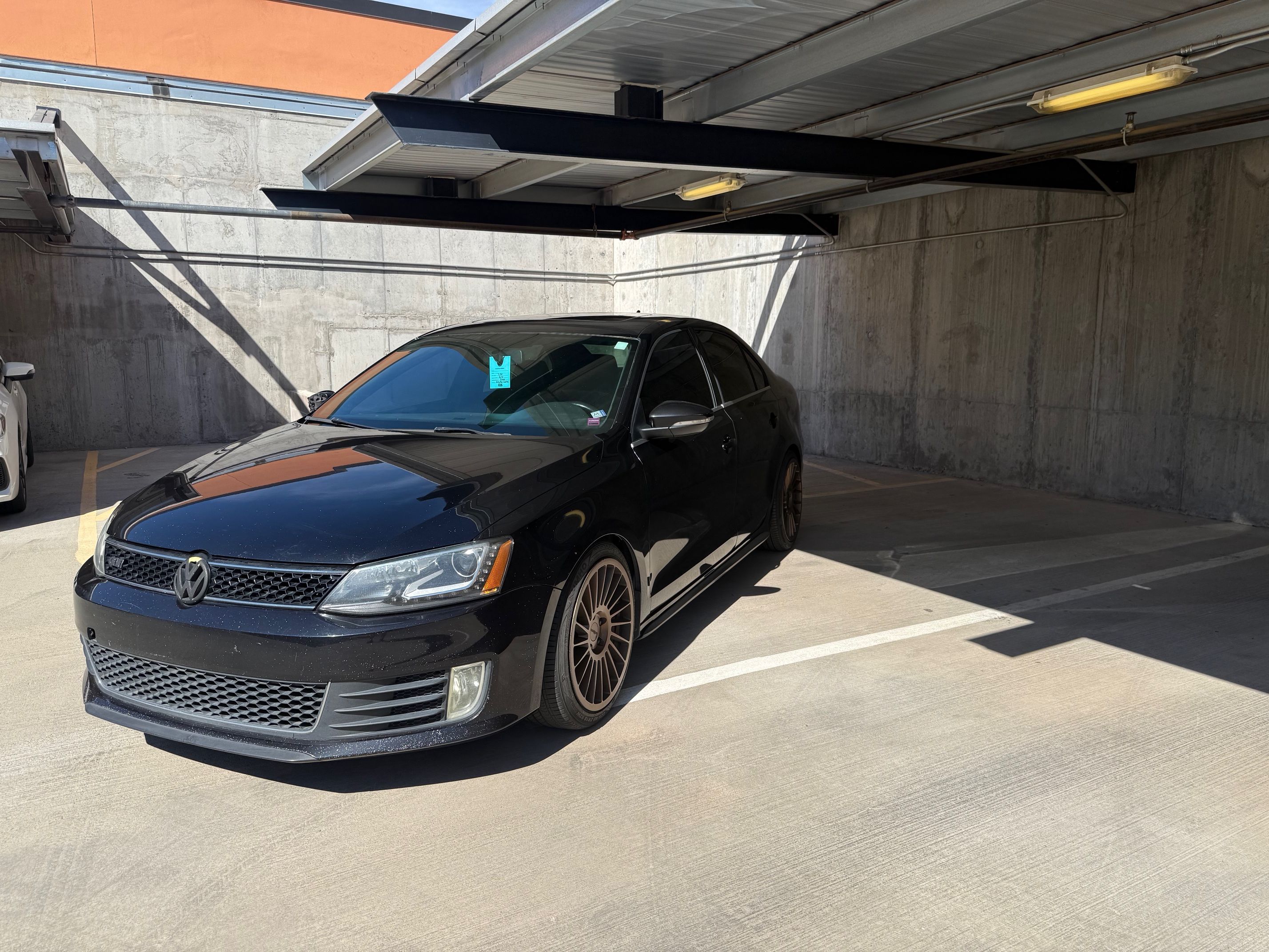 Used 2013 Volkswagen Jetta GLI Autobahn FWD image 1