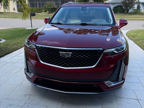 Used 2020 Cadillac XT6 Premium Luxury image 4