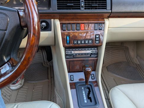 Used 1993 Mercedes-Benz 300 CE Convertible image 4