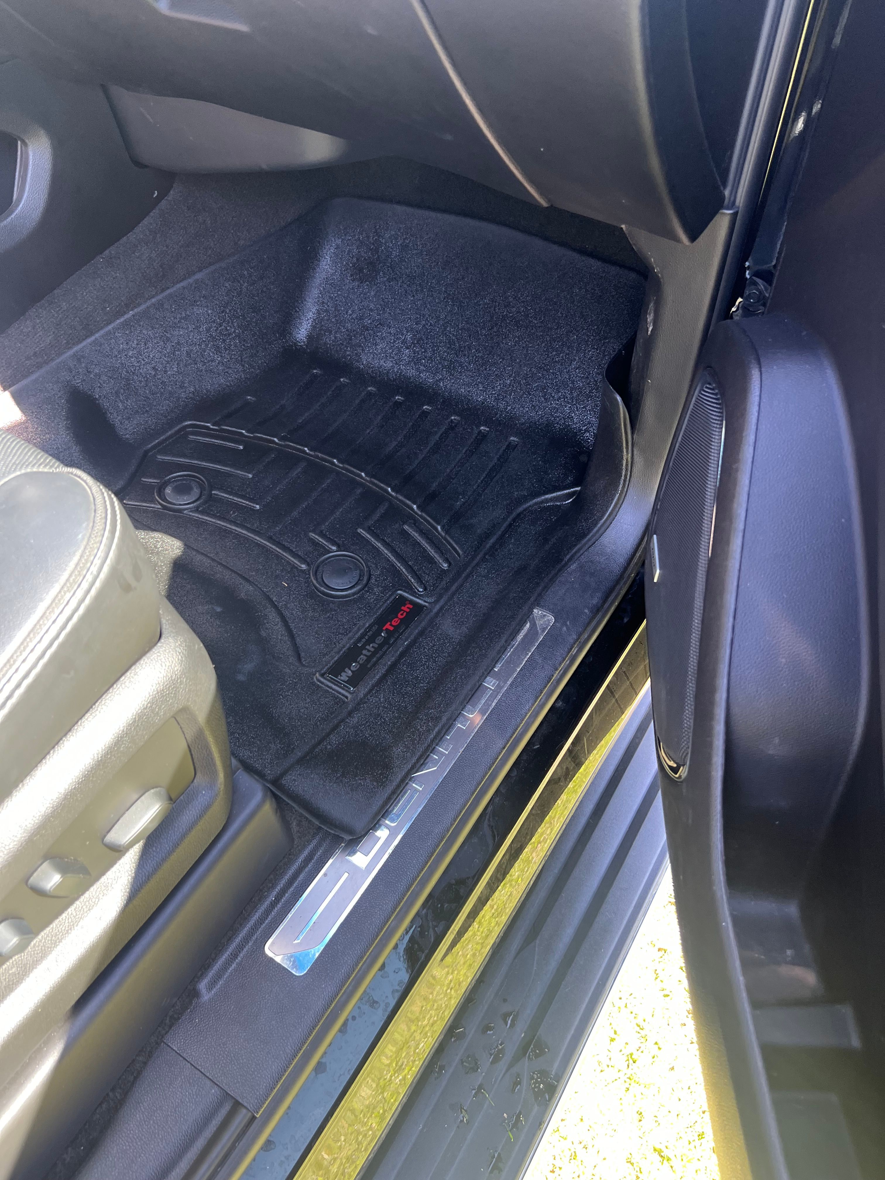 Used 2017 GMC Yukon Denali RWD image 10