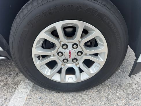 Used 2019 GMC Yukon XL SLT image 24