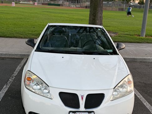 Used 2007 Pontiac G6 GT w/ Sport Package FWD image 16