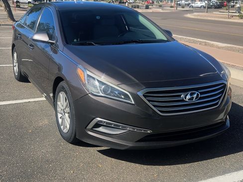 Used 2015 Hyundai Sonata SE image 4