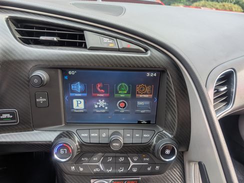 Used 2015 Chevrolet Corvette Z06 w/ 2LZ Preferred Equipment Group image 21