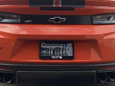 Used 2018 Chevrolet Camaro SS w/ Hot Wheels Edition RWD image 5