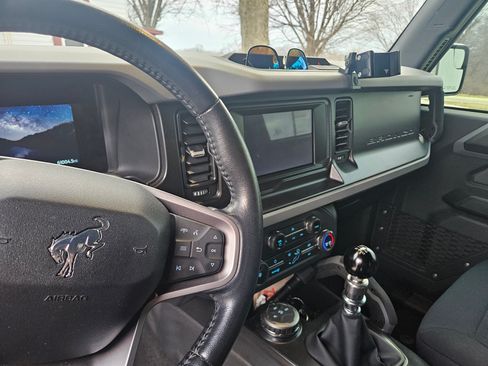 Used 2021 Ford Bronco Big Bend image 9