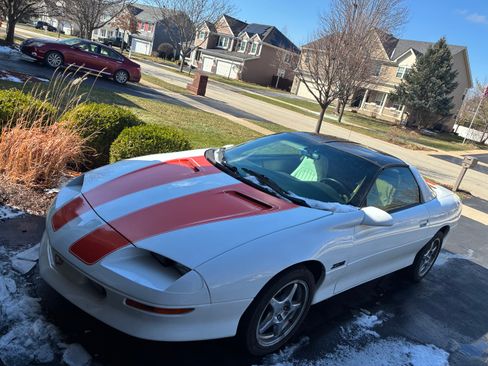 Used 1997 Chevrolet Camaro Z28 w/ Preferred Equipment Group 2 image 6