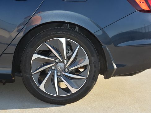 Used 2022 Honda Insight Touring image 11