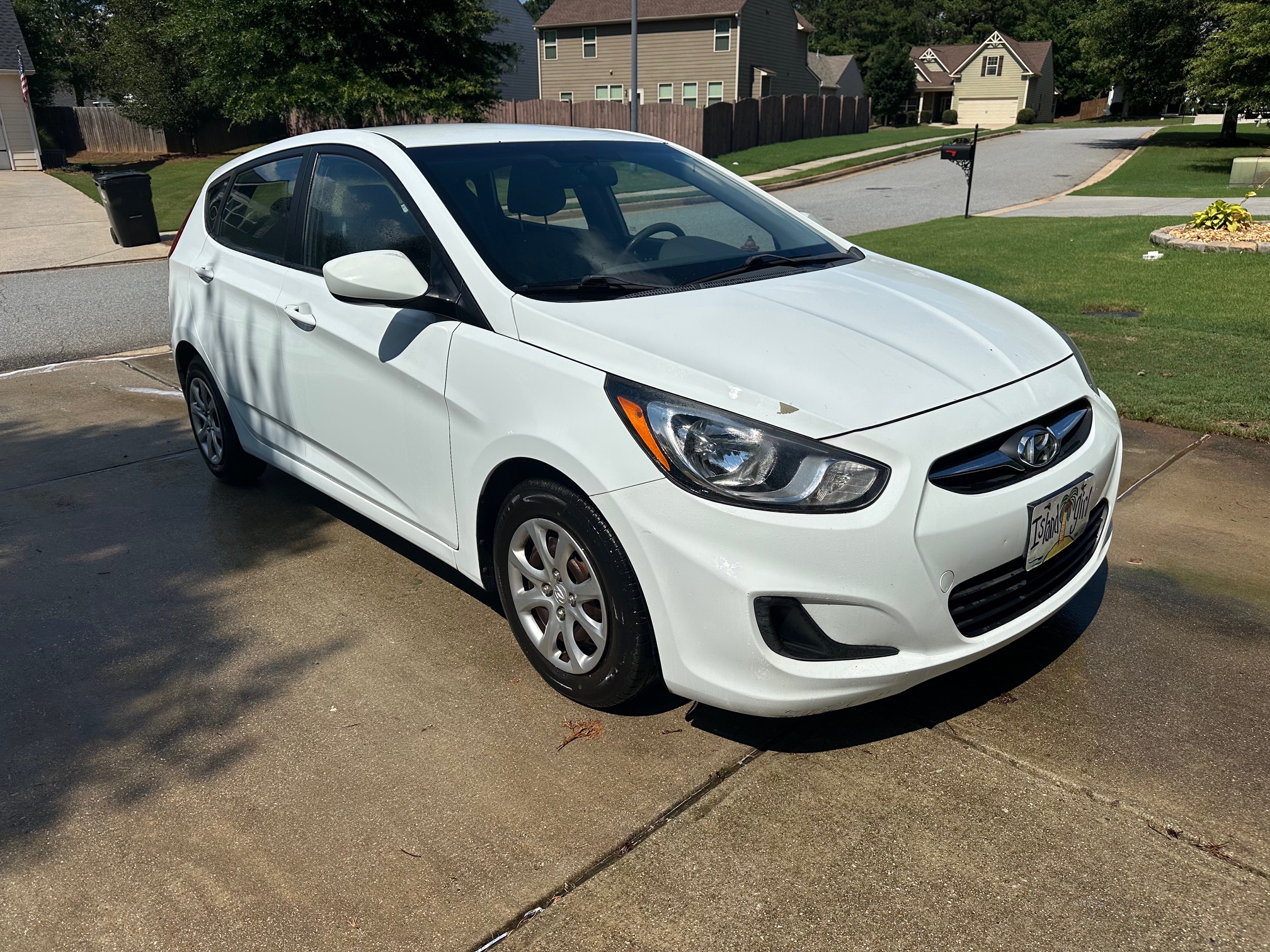 Used 2012 Hyundai Accent GS FWD image 4