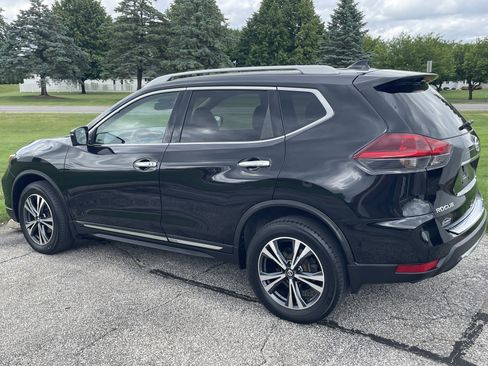 Used 2018 Nissan Rogue SL w/ Premium Package AWD/4WD image 1