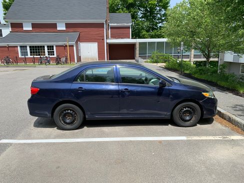 Used 2013 Toyota Corolla L FWD image 10