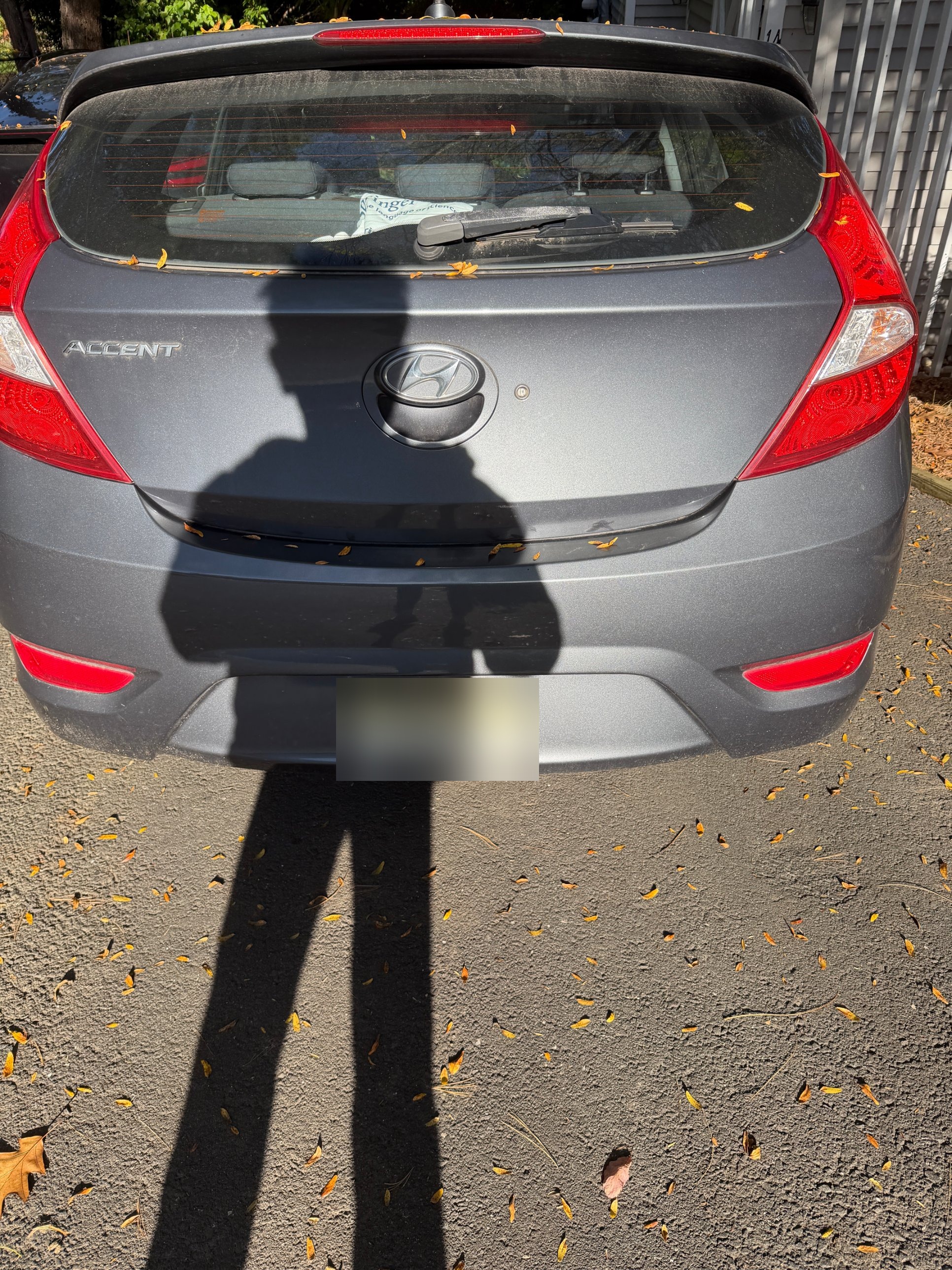Used 2012 Hyundai Accent SE FWD image 5