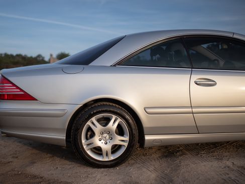 Used 2004 Mercedes-Benz CL 500 image 4