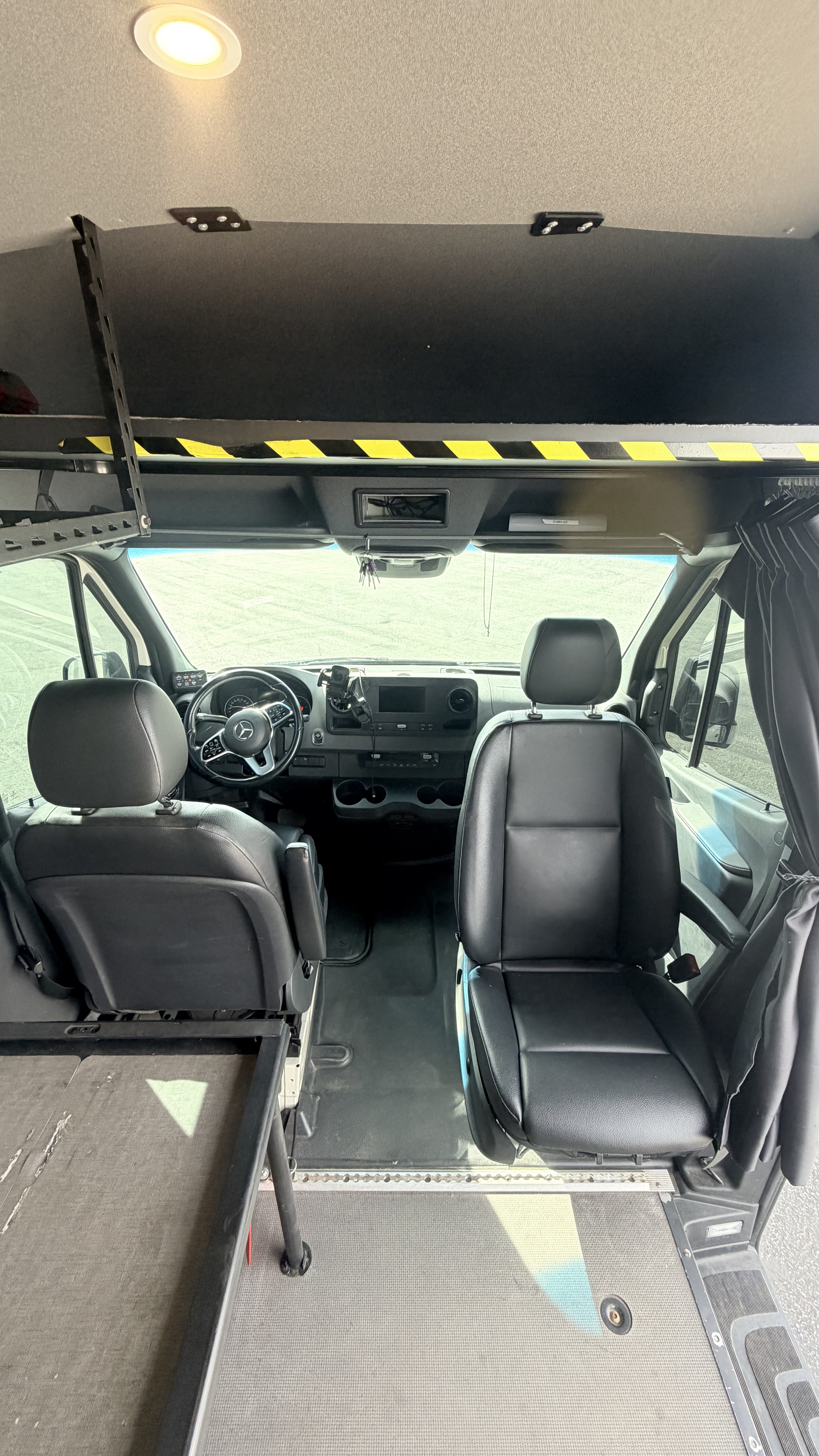 Used 2022 Mercedes-Benz Sprinter 2500 image 12