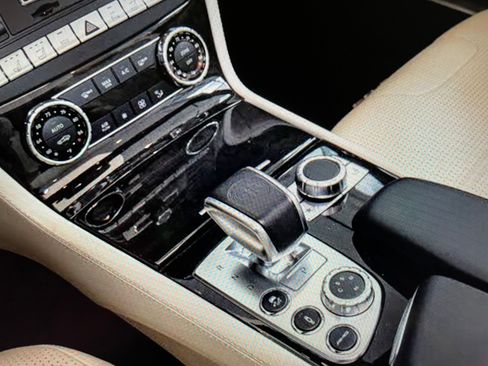 Used 2013 Mercedes-Benz SL 63 AMG image 10