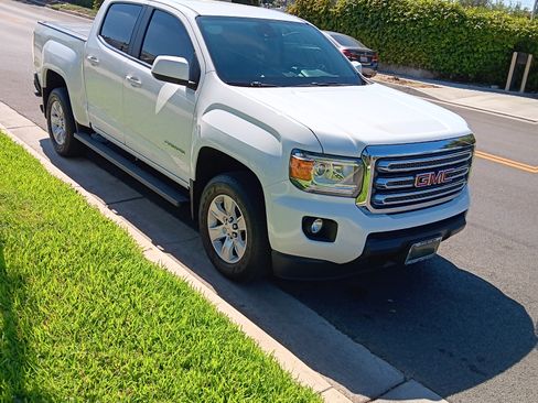 Used 2015 GMC Canyon SLE w/ SLE Convenience Package image 7