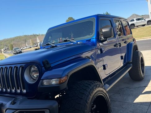 Used 2020 Jeep Wrangler Unlimited Sahara w/ Uconnect 4C Nav & Sound Group image 1