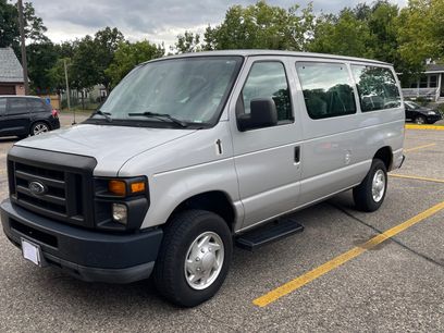 Used 2011 Ford E-350 and Econoline 350 XL w/ PWR Windows & Locks Group