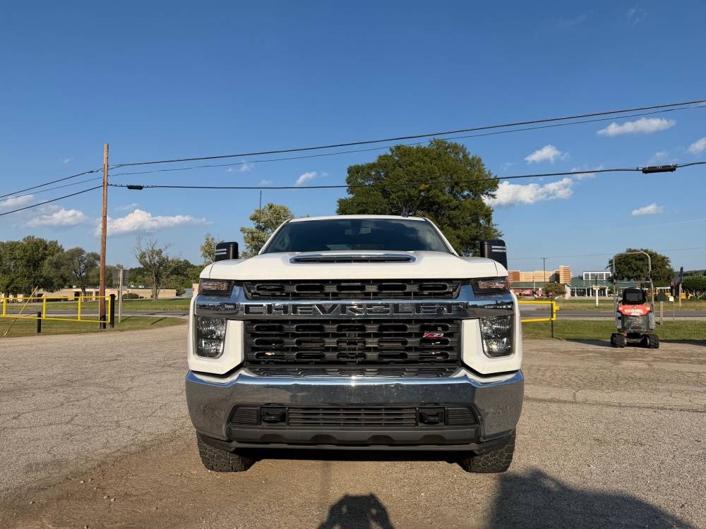 Used 2023 Chevrolet Silverado 2500 LT w/ Z71 Off-Road Package AWD/4WD image 5