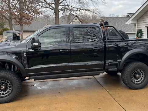 Used 2024 Ford F250 Lariat w/ Lariat Ultimate Package AWD/4WD image 5