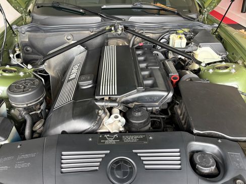 Used 2004 BMW Z4 3.0i RWD image 16