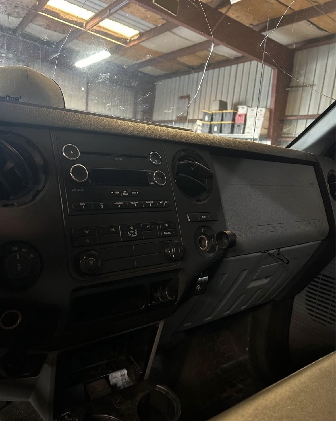 Used 2016 Ford F250 XL w/ Power Equipment Group AWD/4WD image 11