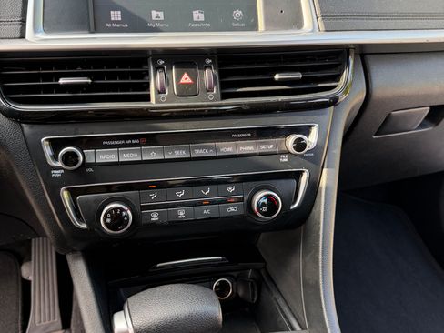 Used 2019 Kia Optima LX FWD image 18