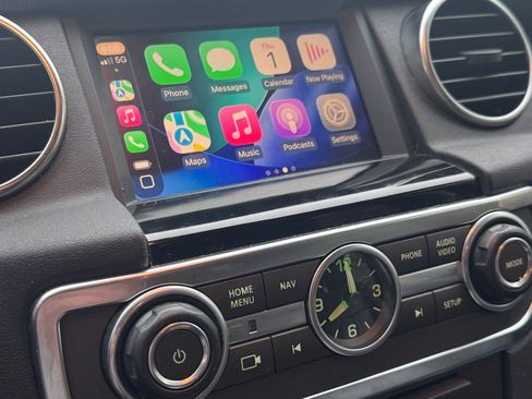 Used 2015 Land Rover LR4 HSE image 11