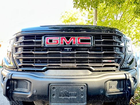 Used 2024 GMC Sierra 1500 AT4X image 18