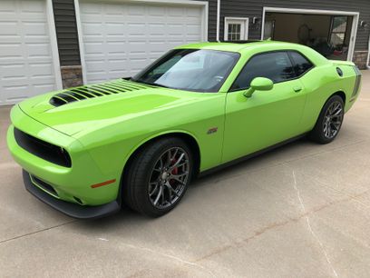 Used 2015 Dodge Challenger SRT w/ Technology Group