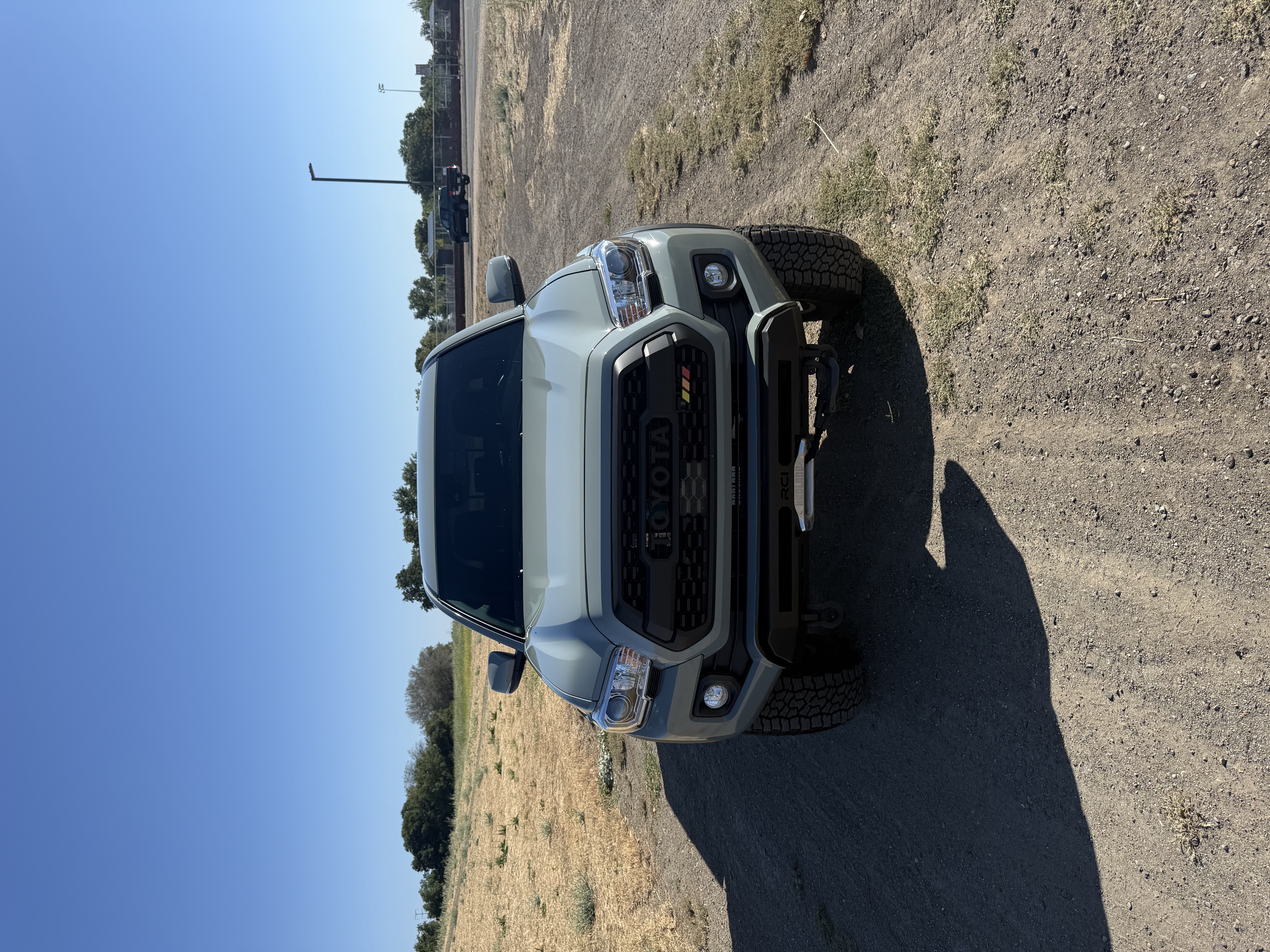 Used 2023 Toyota Tacoma TRD Off-Road AWD/4WD image 4