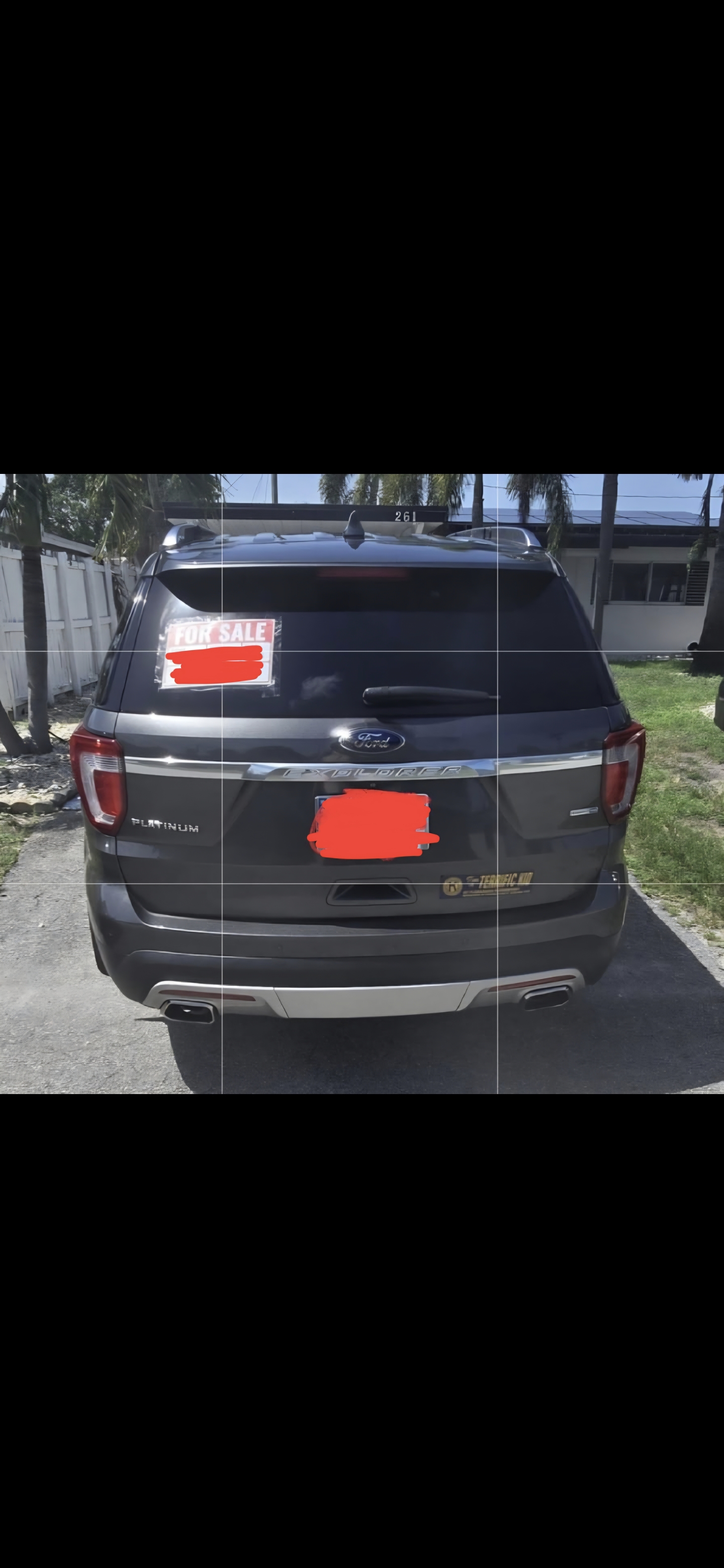 Used 2016 Ford Explorer Platinum AWD/4WD image 4