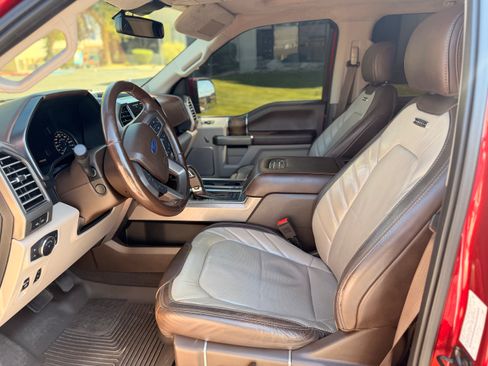 Used 2019 Ford F150 Limited w/ Trailer Tow Package image 6