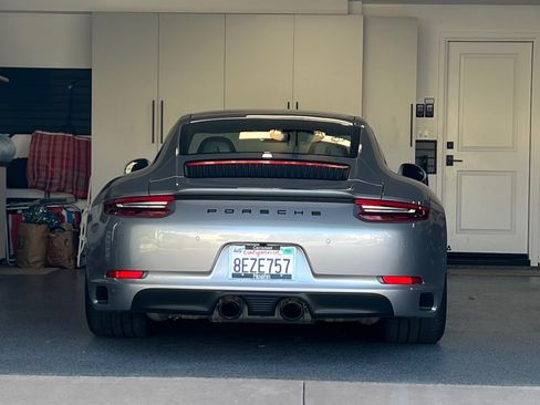 Used 2019 Porsche 911 GT3 RS image 8