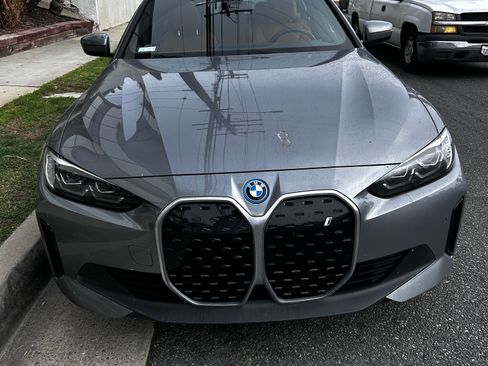 Used 2024 BMW i4 eDrive35 w/ Convenience Package image 1