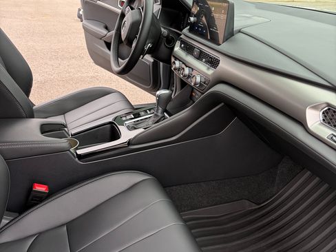 Used 2026 Acura Integra A-Spec image 9