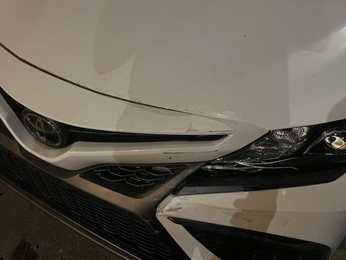 Used 2024 Toyota Camry SE FWD image 17