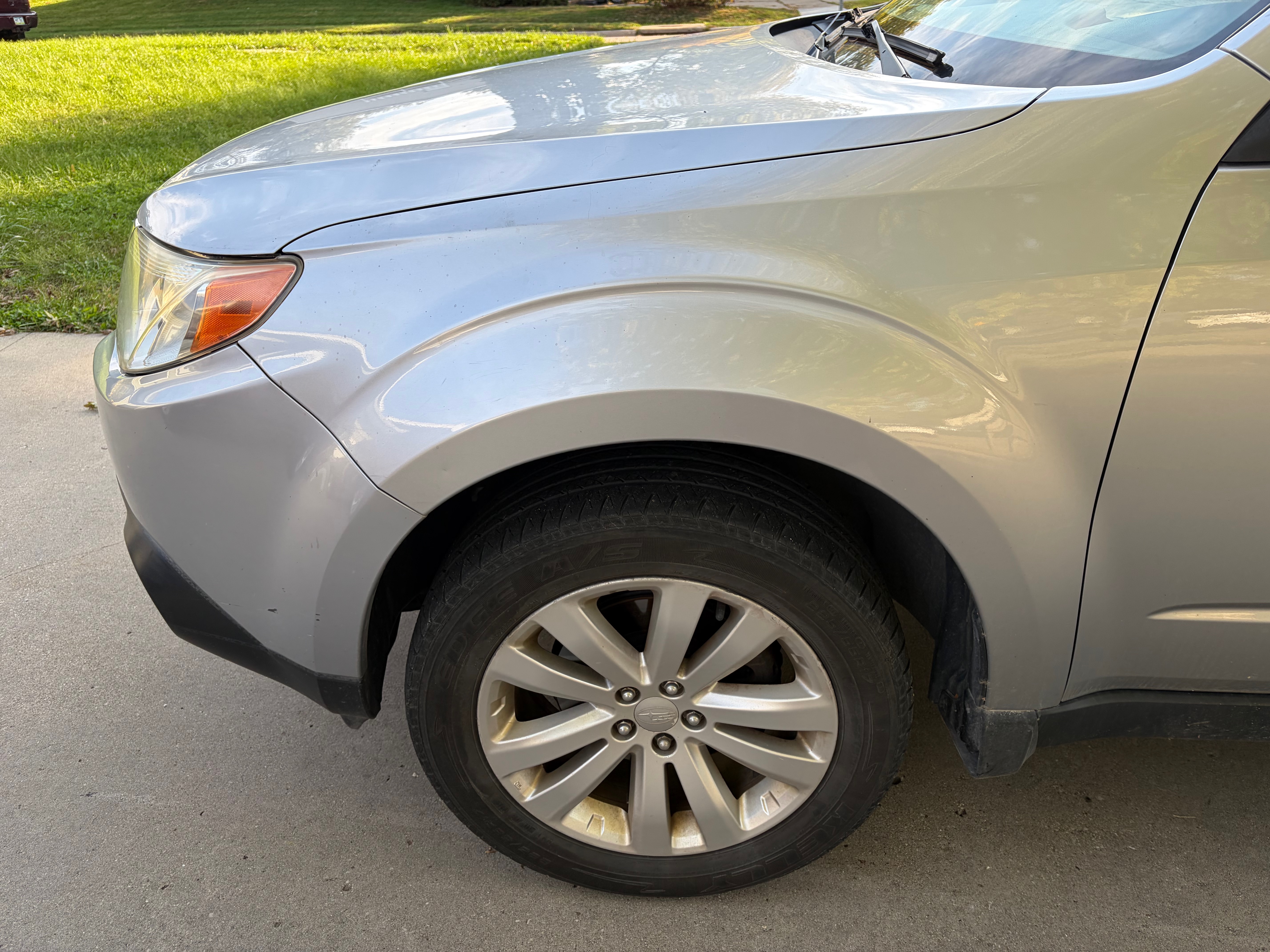 Used 2013 Subaru Forester 2.5X Premium AWD/4WD image 9