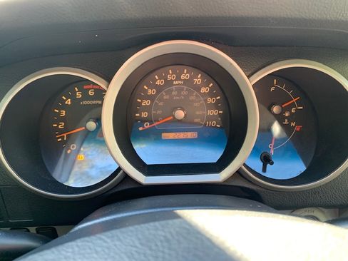 Used 2008 Toyota 4Runner Sport image 9