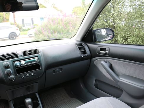 Used 2002 Honda Civic LX image 24