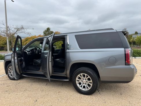 Used 2020 GMC Yukon XL SLT image 4