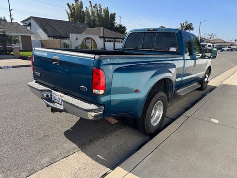 Used 2000 Ford F350 2WD SuperCab DRW Super Duty image 5