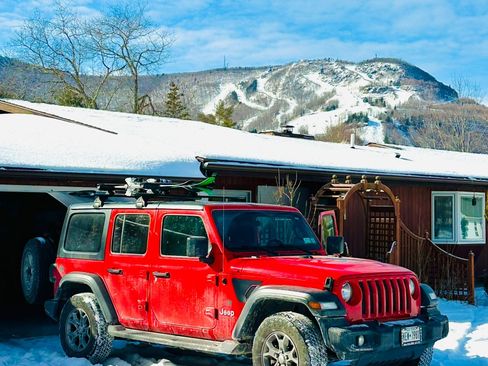 Used 2020 Jeep Wrangler Unlimited Sport AWD/4WD image 1