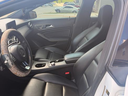Used 2019 Mercedes-Benz CLA 250 image 5