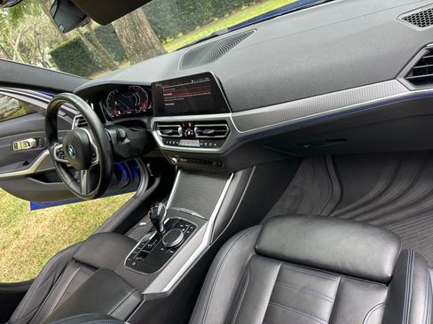 Used 2019 BMW 330i Sedan w/ M Sport Package image 12