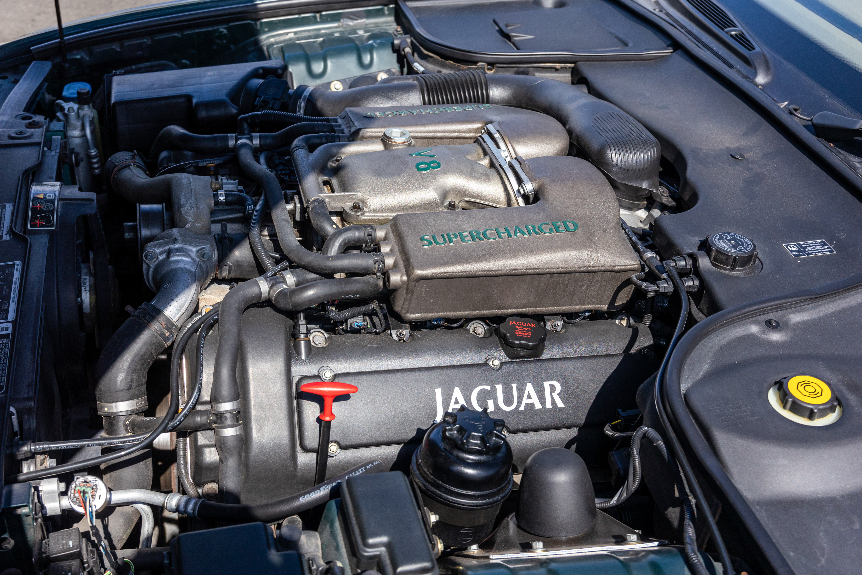Used 2002 Jaguar XJ Vanden Plas Supercharged RWD image 26