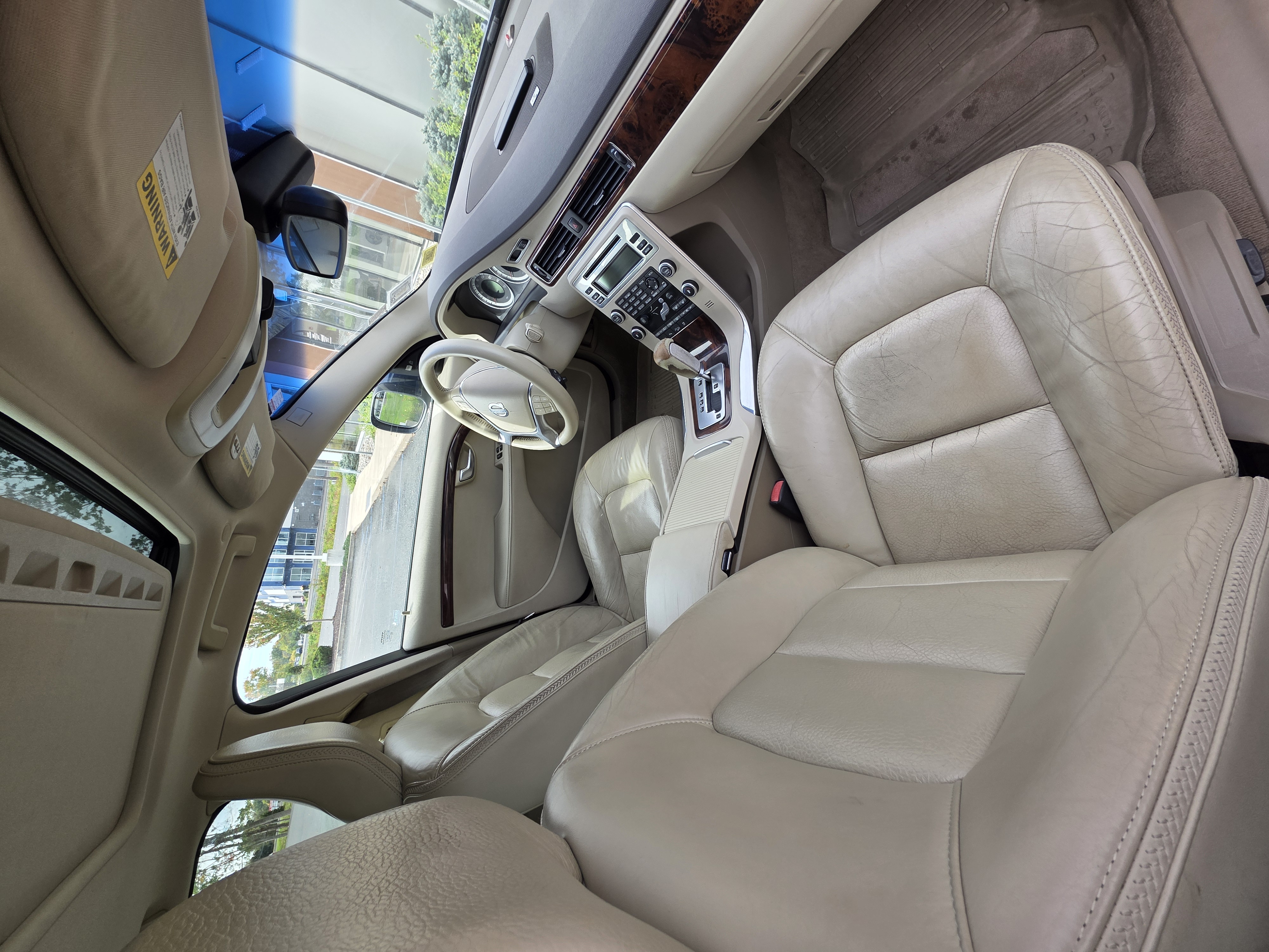 Used 2011 Volvo XC70 T6 AWD/4WD image 10