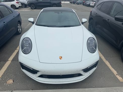Used 2022 Porsche 911 Carrera S image 4