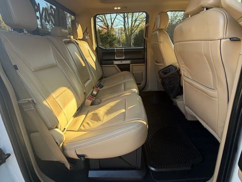 Used 2019 Ford F250 Lariat w/ Lariat Value Package image 10